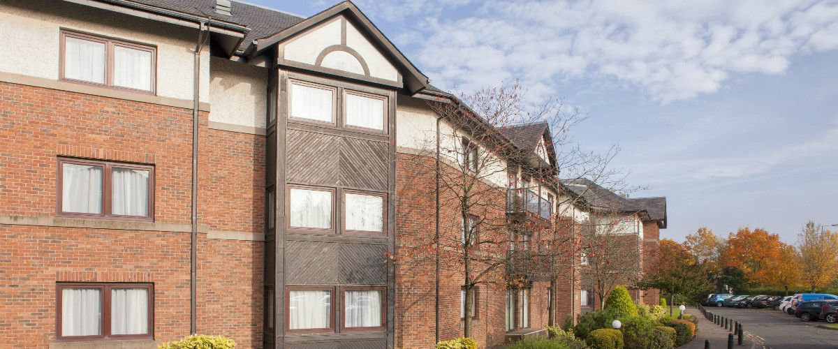Holiday Inn Glasgow - East Kilbride Hotel | Best Price Guaranteed